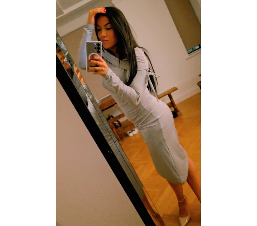 Escorts Bedfordshire Central Bedfordshire - Photos for Daniela Brazilia