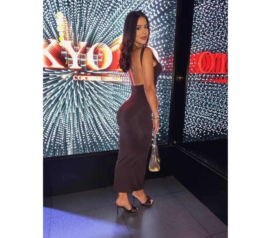 Escorts Buckinghamshire Milton Keynes - Photos for Aline Hot Brazilian 🇧🇷❤️‍🔥🍓 Pink 🎀