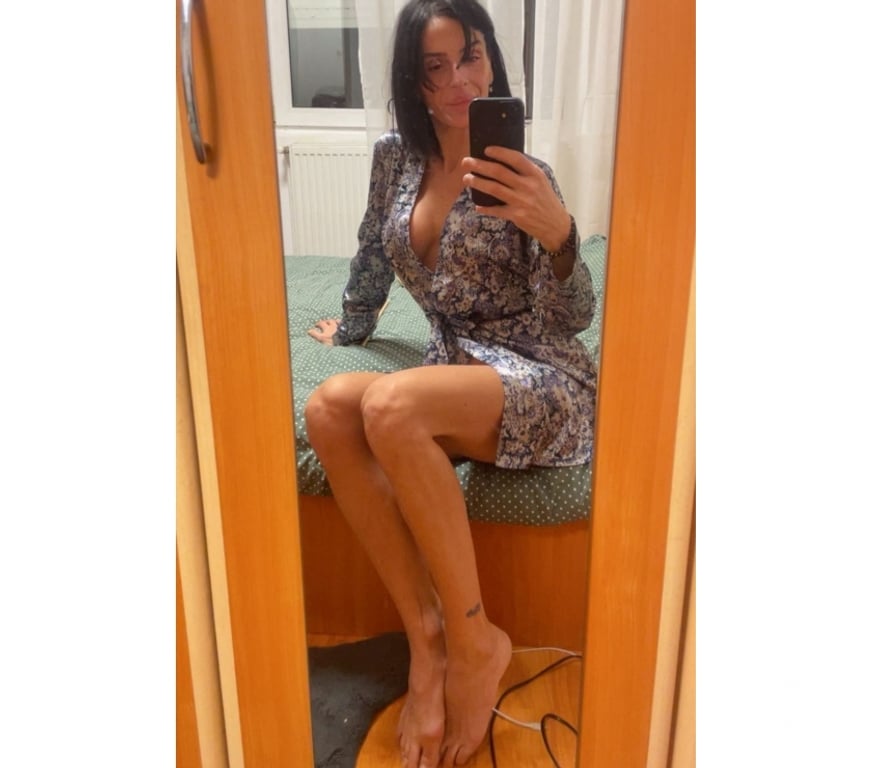 Adult Entertainment Reading Reading Town Centre - Reading - Photos for ❤️ Your Dream online girl 🔥