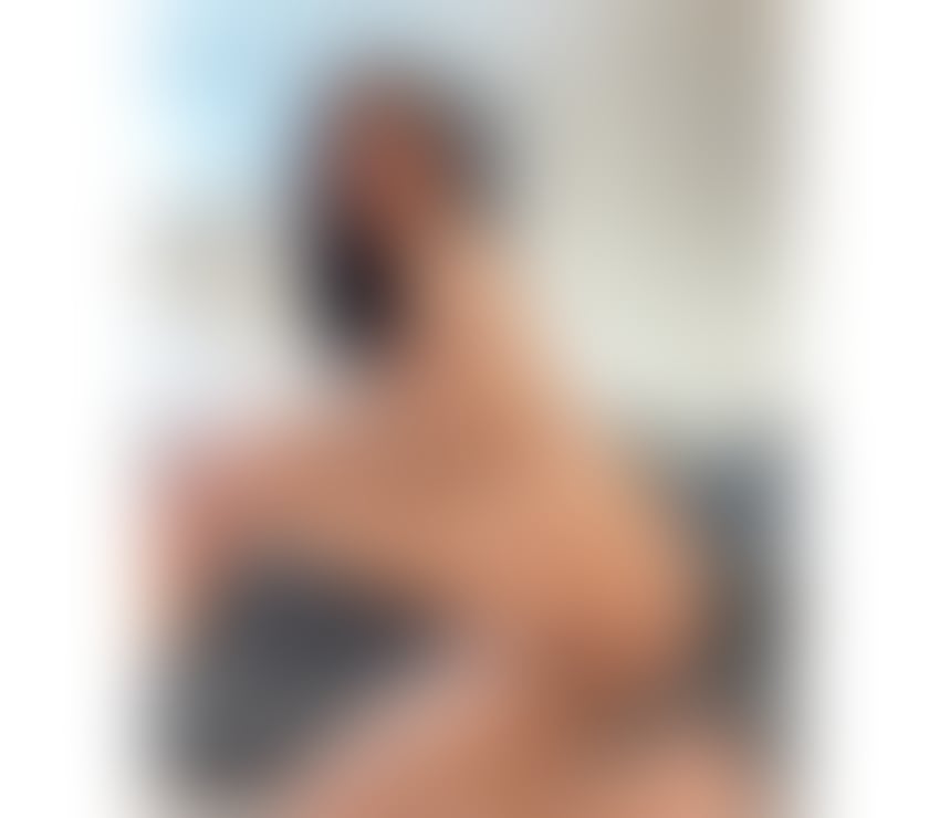 Trans Escorts Buckinghamshire Milton Keynes - Photos for Thai Model TS Emily