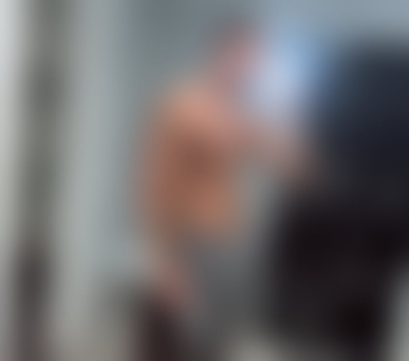 Gay escorts Leeds City Centre Leeds - Photos for Lewis gay escort in you area