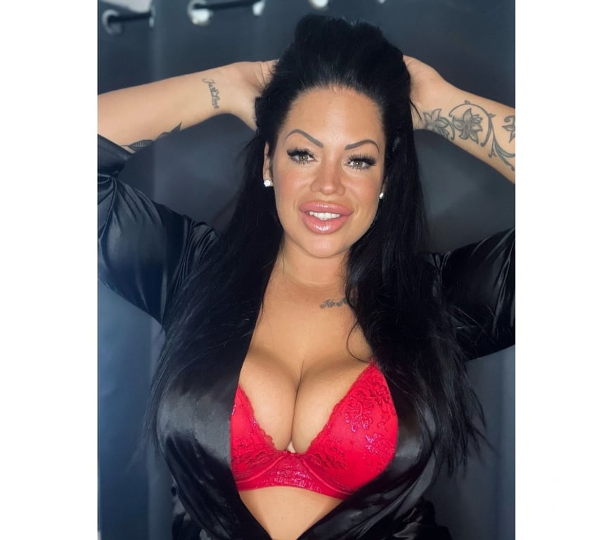 Escorts Kent Medway - Kent - Photos for Hungarian Beauty Barbie in Rochester ❤️ SHORT STAY!