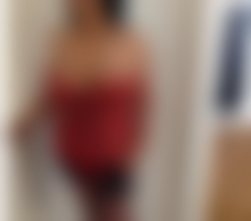 Mature caribbean Lady visiting Bangor and Holyhead