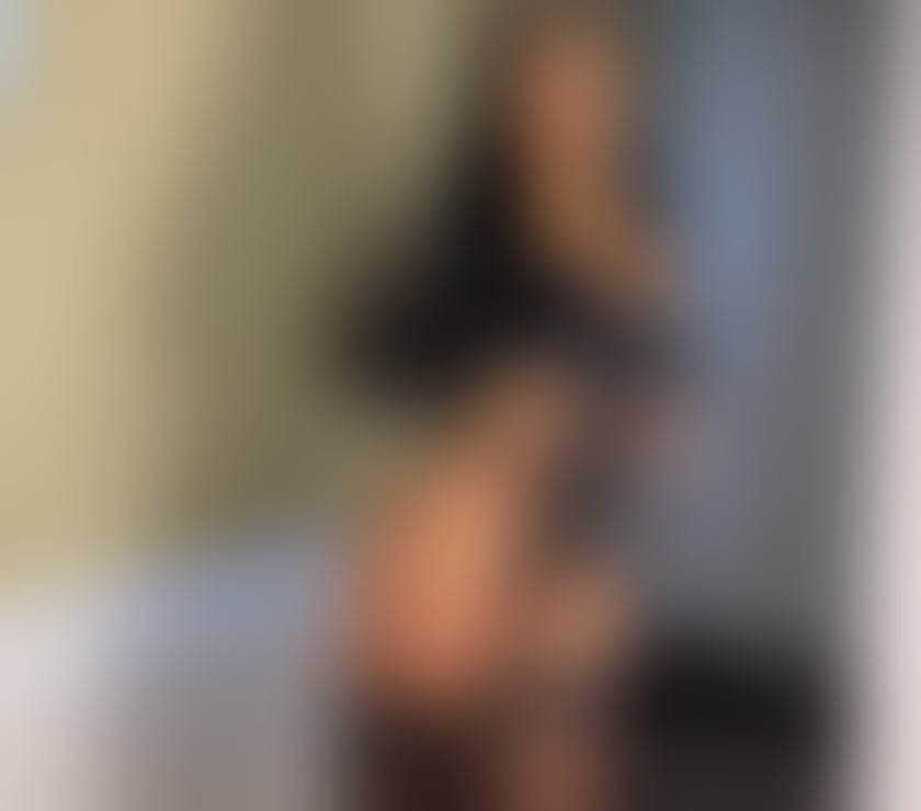 Escorts Peterborough Peterborough City Centre - Peterborough - Photos for Kelly brazilian candy - brunette latina