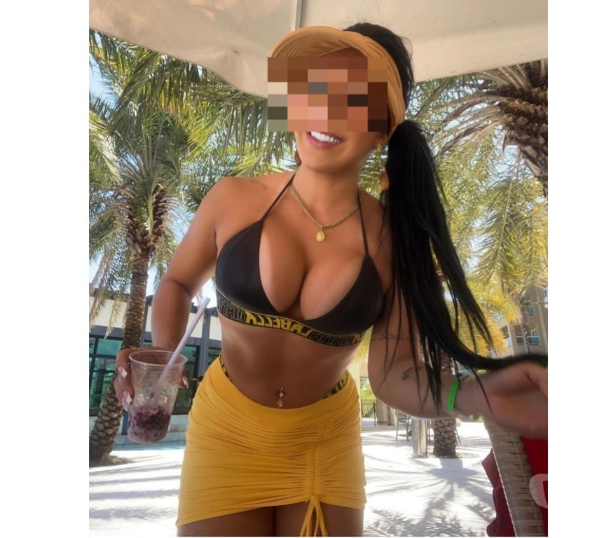 Escorts West Berkshire Newbury - West Berkshire - Photos for Vip Latín Brunette back in Newbury👑