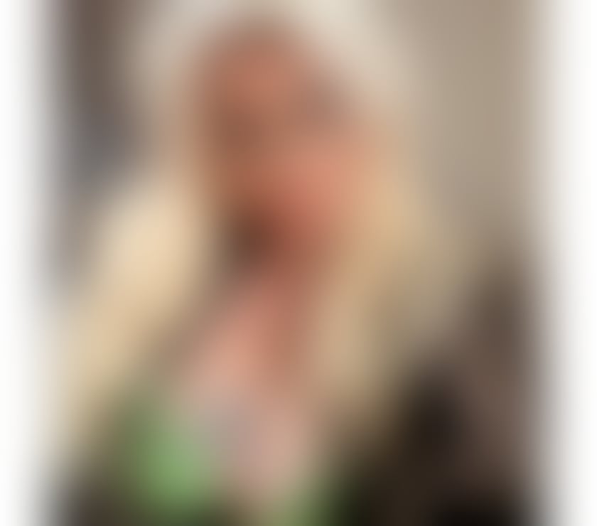 Escorts East London Havering - Photos for Hot Amanda Milf Big natural boob's gfe massage relax