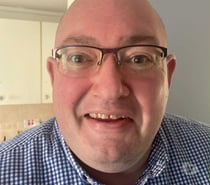 Looking for fun with genuine females & couples