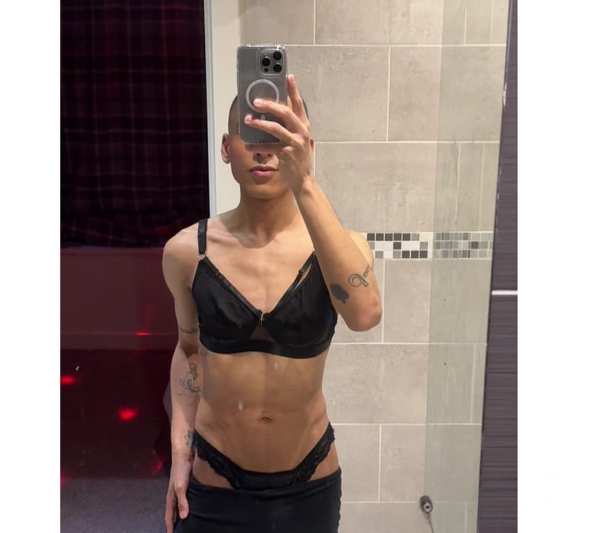 Trans Escorts Hampshire Southampton - Photos for 👠 Feemboy 😈 party