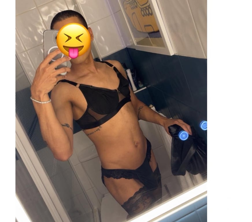 Trans Escorts Hampshire Southampton - Photos for 👠 Feemboy 😈 party