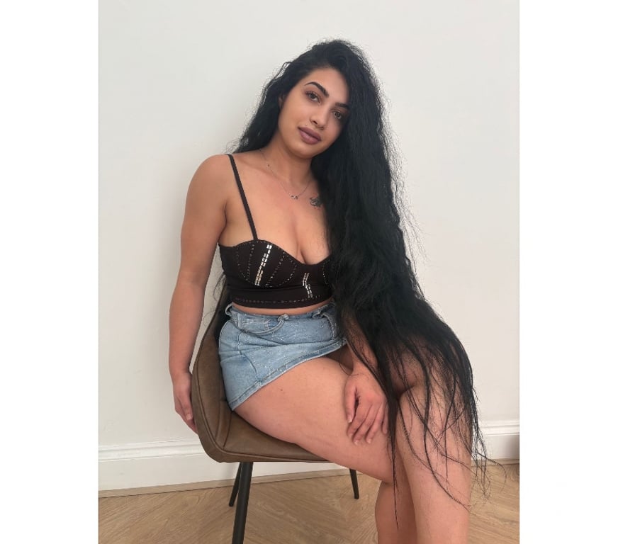 Escorts South East London Bromley - Photos for KARINA BIG ASS🔥NEW HERE💥GENUINE,🔥HOT AND SEXY❤️