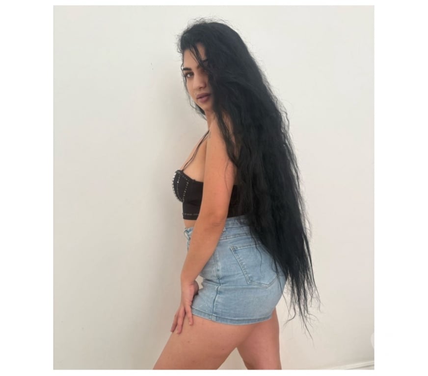 Escorts South East London Bromley - Photos for KARINA BIG ASS🔥NEW HERE💥GENUINE,🔥HOT AND SEXY❤️