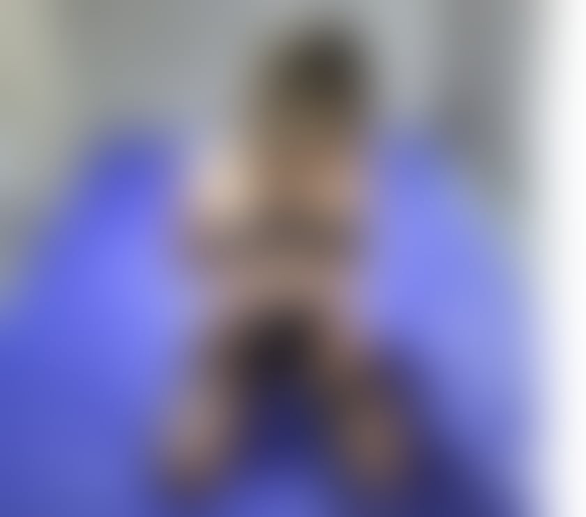 Escorts Norfolk Norwich - Photos for ADDA party girl in& outcall