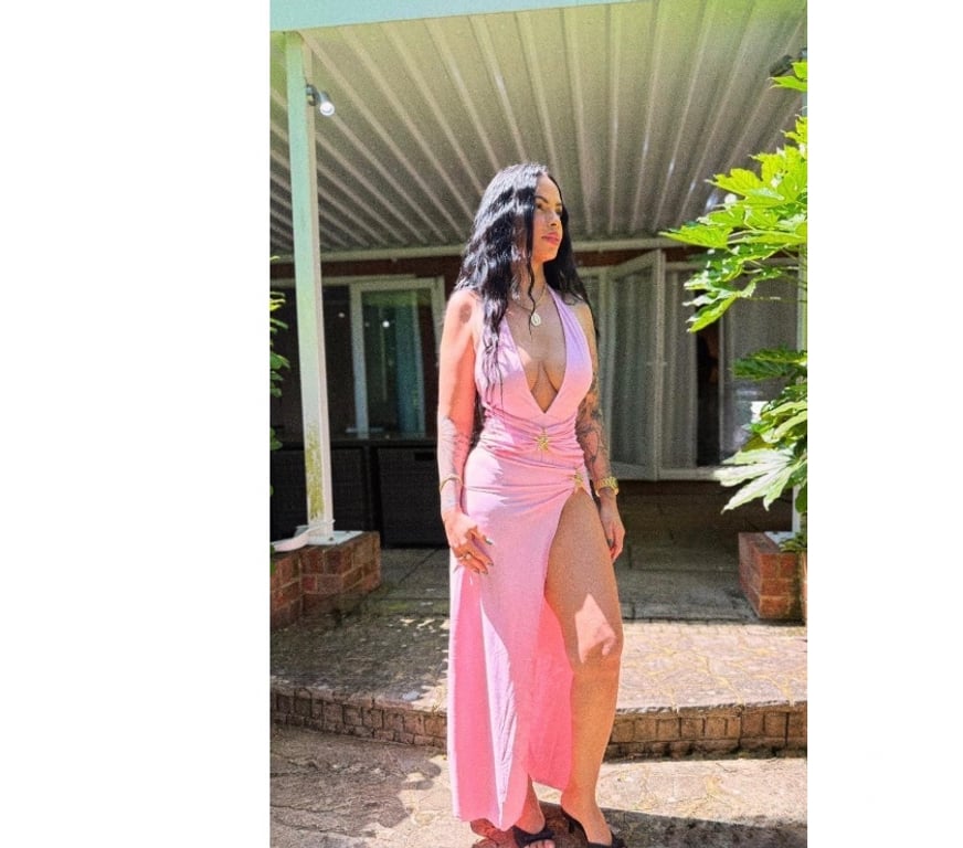 Escorts Hampshire Hart - Photos for Bruna Brazilian. my photos of the real