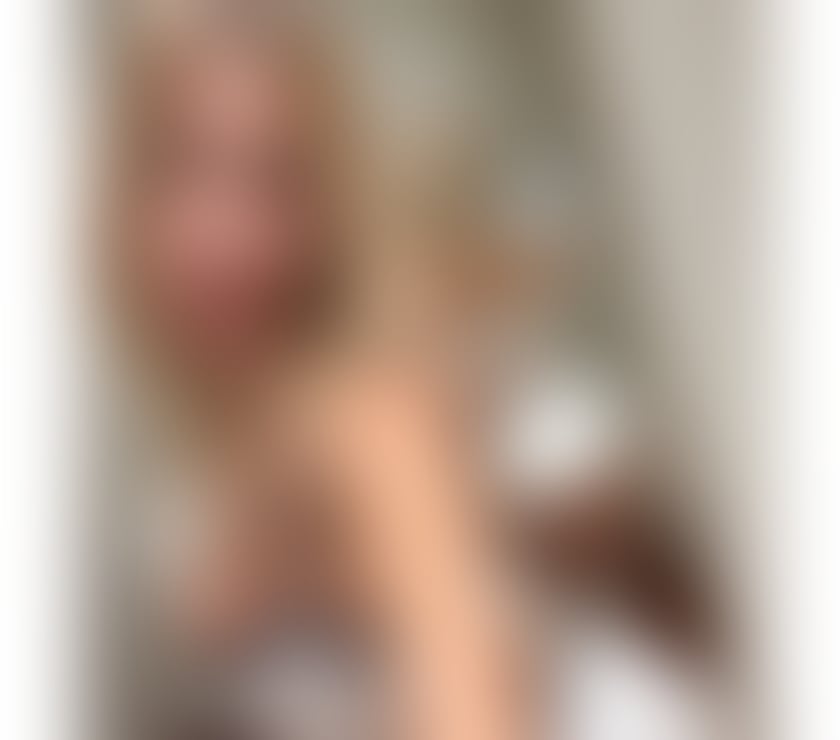 Escorts West Midlands Sandwell - Photos for Nicolle new in town just 5 days😍