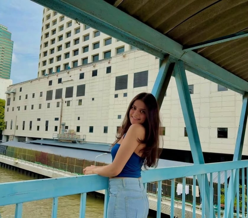 Escorts West Midlands Birmingham - Photos for 🥵 Asian Brown 💋 Girl Avilable For Escort Services.