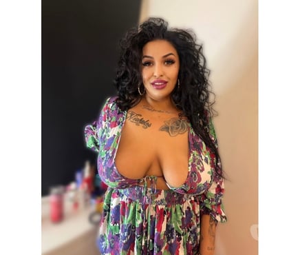 Escorts Luton Town Centre Luton - Photos for 😘hello guys, I'm a brunette and sexy bbw👅escort💦