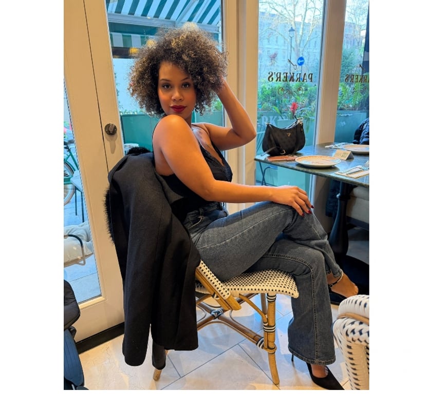 Escorts West Midlands Birmingham - Photos for 💎Elegant Brunette✨Soft Curves & Sweet Energy