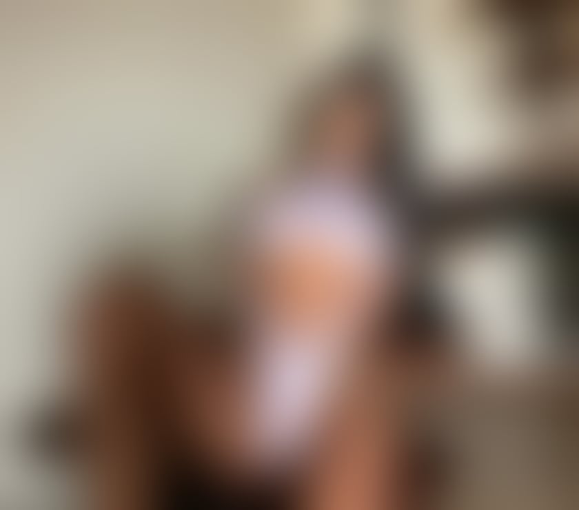 Escorts North Yorkshire Middlesbrough - Photos for 🔞Bombshell Party🥂Strap-on lovers?Domination ALEVEL-Owo