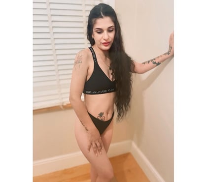 Escorts Abbey Wood South East London - Photos for YZA 💙NEW PARTY GIRL IN TOWN 💙🍾🍾