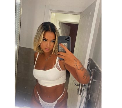 Escorts Ocean Village Southampton - Photos for NEW GIRL LIA BRAZIL🇧🇷🫢 THE BEST OWO🤤🍾