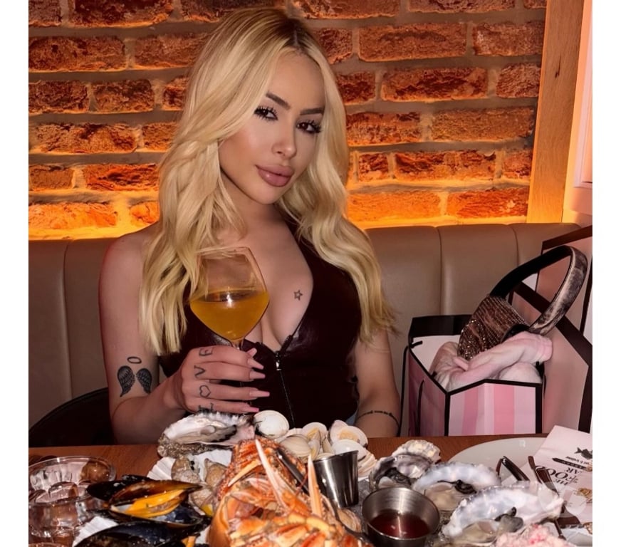 Escorts Central London Marylebone - Central London - Photos for NAUGHTY BRAZILIAN CELINA 🇧🇷 PARTY 🍾 AVAILABLE NOW