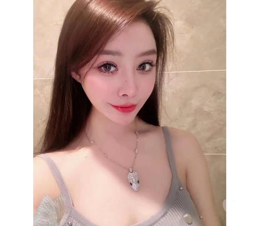 Escorts Swansea - Wales Swansea City Centre - Swansea - Photos for 07908261962✨Elegant Companion • Calm ✨Swansea