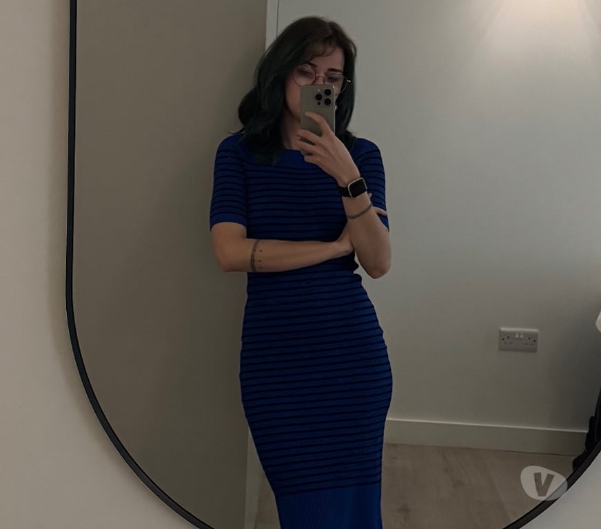 Escorts North London Edmondton Green Station - North London - Photos for 💙 🦋LAURA Your Blue-Hair Dream Girl 💙🦋