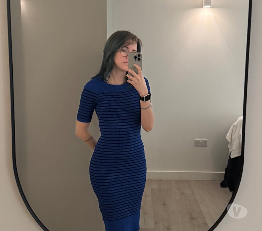 Escorts North London Edmondton Green Station - North London - Photos for 💙 🦋LAURA Your Blue-Hair Dream Girl 💙🦋