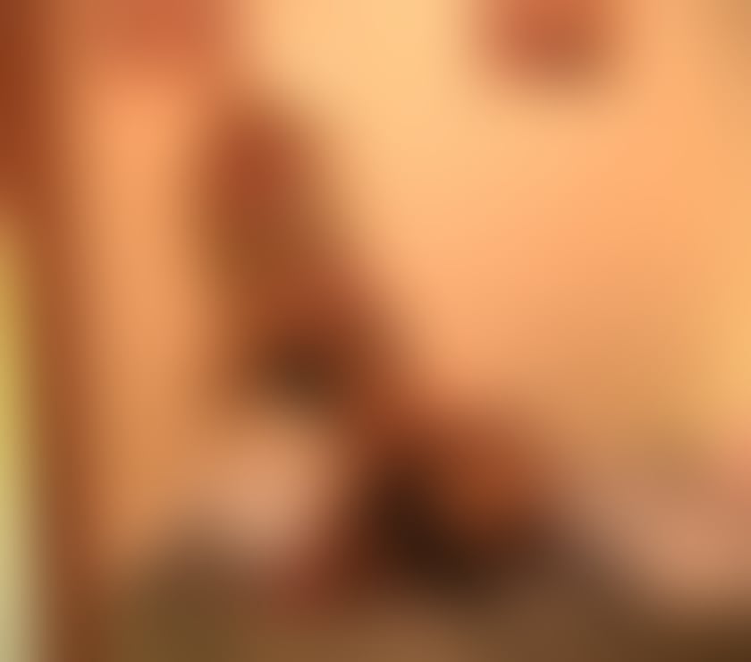 Escorts Edinburgh Edinburgh - Edinburgh - Photos for Ladyboy Ts Prada visiting Edinburgh EH