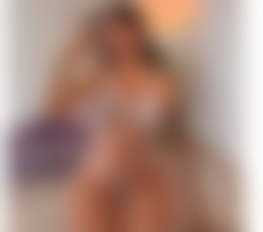 Escorts West London Hillingdon - Photos for VIVI BRAZILIAN🇧🇷NAUGHTY🔞SERVICE GFE👠🥂