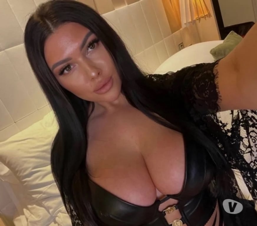 Escorts West Northamptonshire Northampton - West Northamptonshire - Photos for Ana💋best GFE🥰love partying❤️ outcall