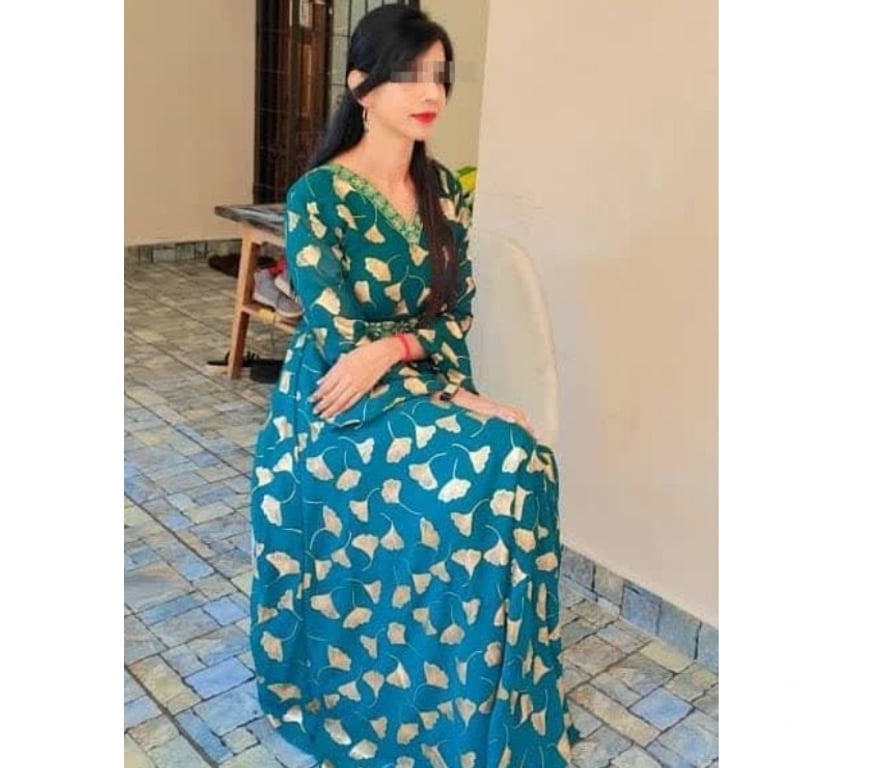 Escorts West London Hillingdon - Photos for I'm diyaa south indian tamil girl new in Hillingdon