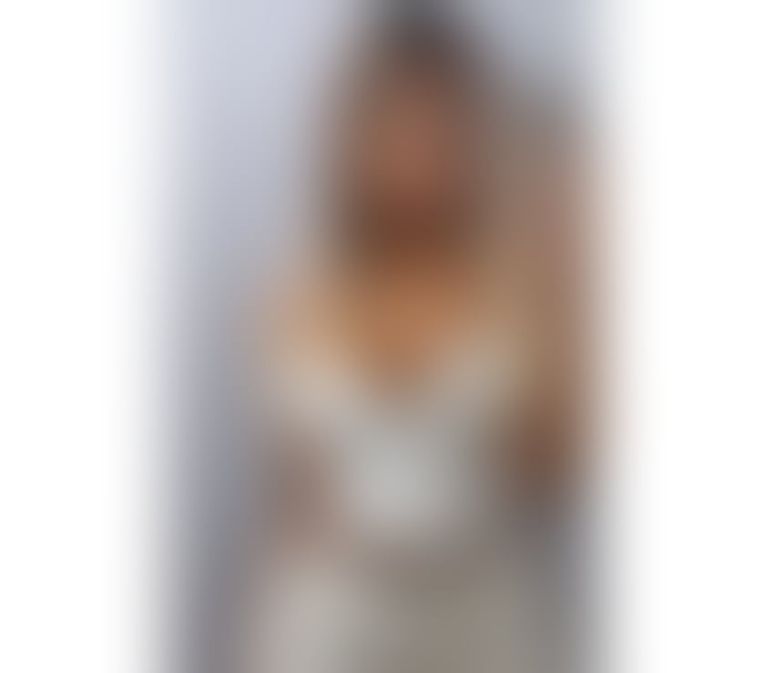 Escorts Romford Havering - Photos for Emma More details on WhatsApp