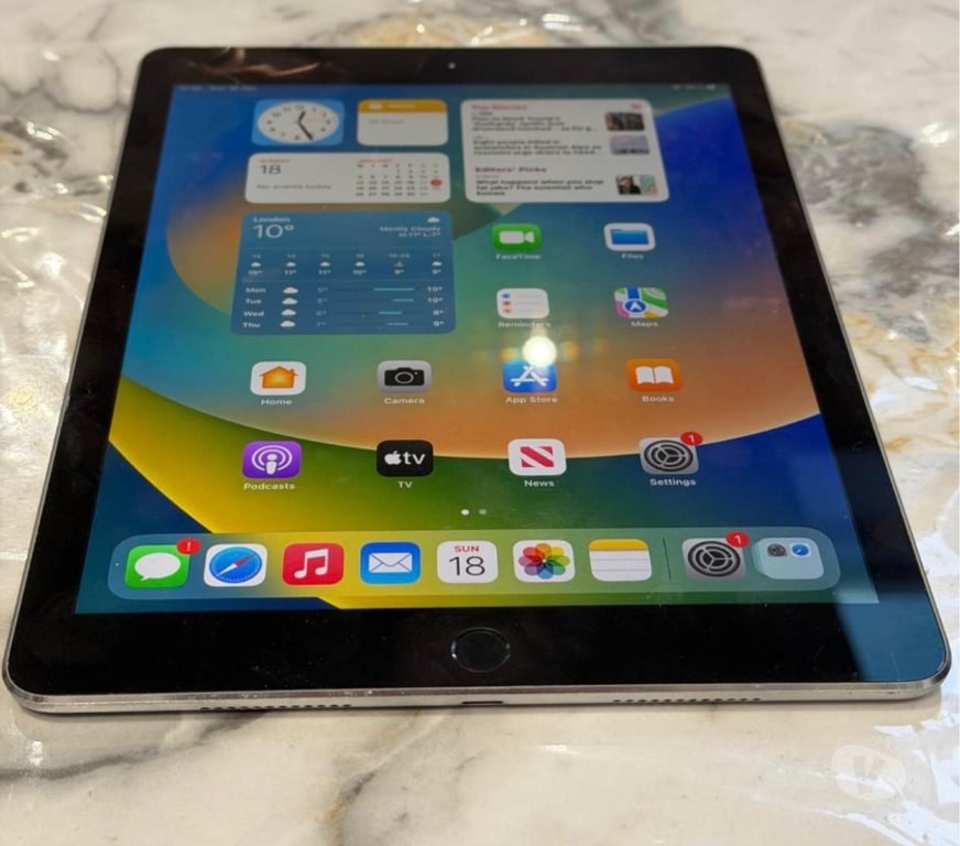 Mobile Phones Glasgow Glasgow City Centre - Glasgow - Photos for hello i want to sell my ipad