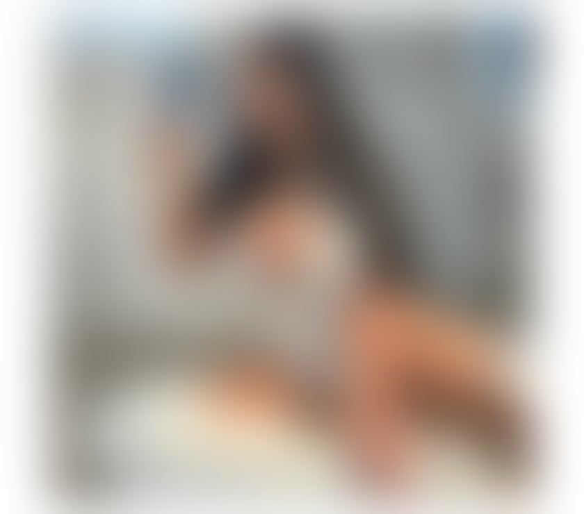 Desy 🔞 BIG NATURAL TITS 🤯 AMAZING SLOPPY