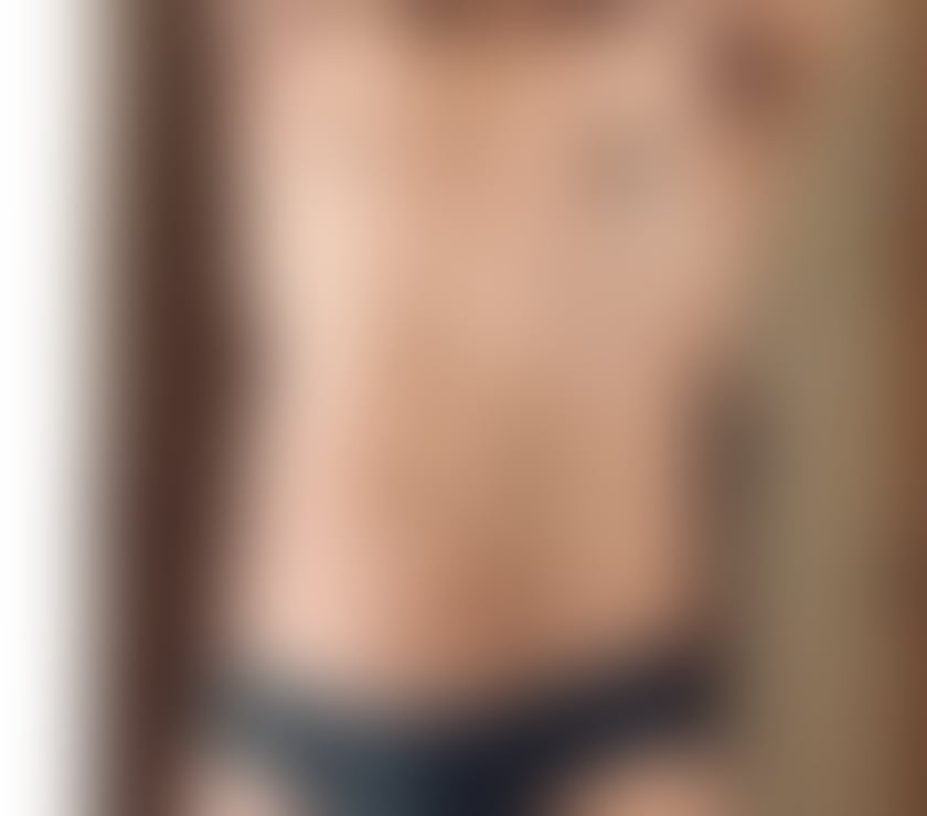 Brown Asian male for outcalls only