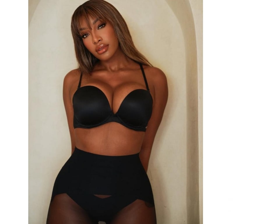 Escorts South East London Camberwell - South East London - Photos for 🌸 HOT Lina 🌸 BIG BOOTY