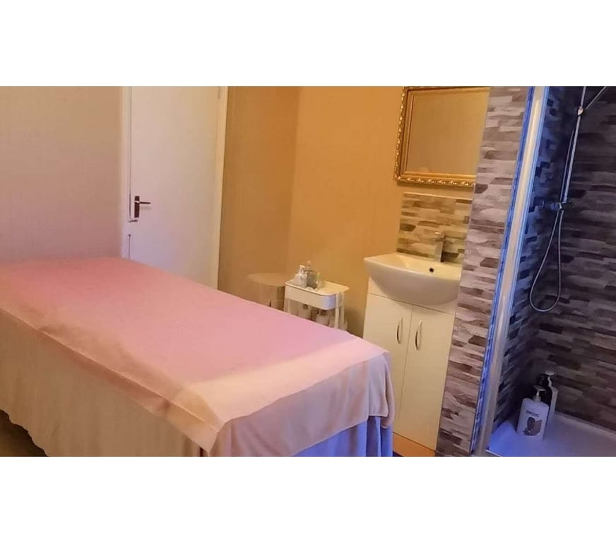 Full body massage West Midlands Birmingham - Photos for Luxury and Relaxing Oriental Massage Spa