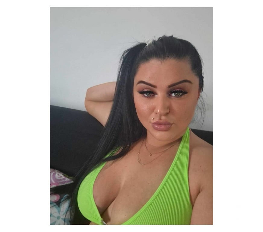 Escorts East London Canning Town - East London - Photos for Michelle Curvy Back in Town🍑🍒