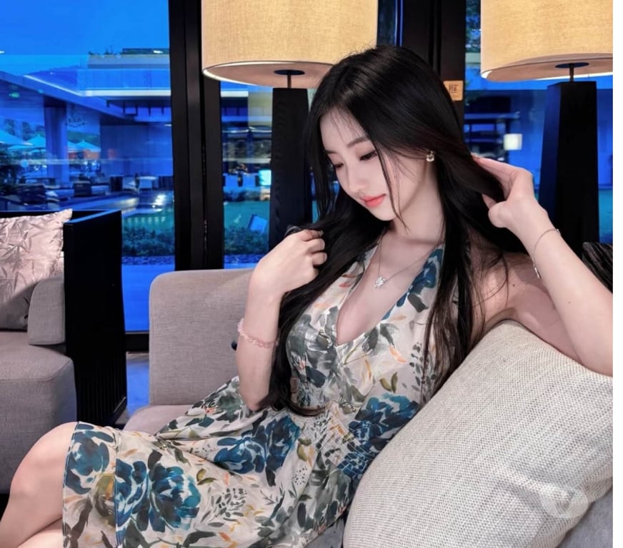 Escorts Surrey Woking - Photos for 💕New💕Asian beauty💋Escort💖Woking 07908531981