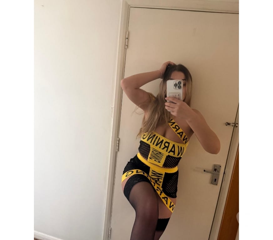 Escorts Staffordshire Stoke-on-Trent - Photos for 🫦Anne New Arrived In Town Confirm Pictures On Wapp 🫦