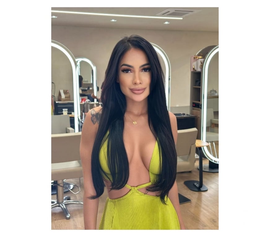 Escorts South West London Cromwell Road - South West London - Photos for 🎉🔥 Paola A–LET’S GET THIS PARTY STARTED!🍸