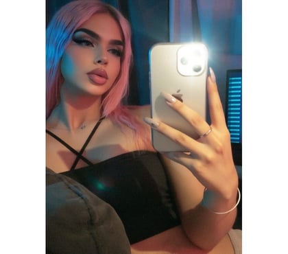 Trans Escorts Brixton South East London - Photos for Real blonde 🌸 available 24h💦 come eat me💋