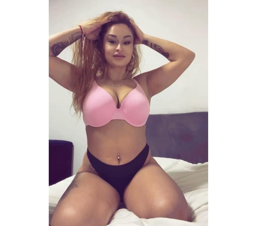 Escorts West Yorkshire Bradford - Photos for New in town best owo and kiss 😍