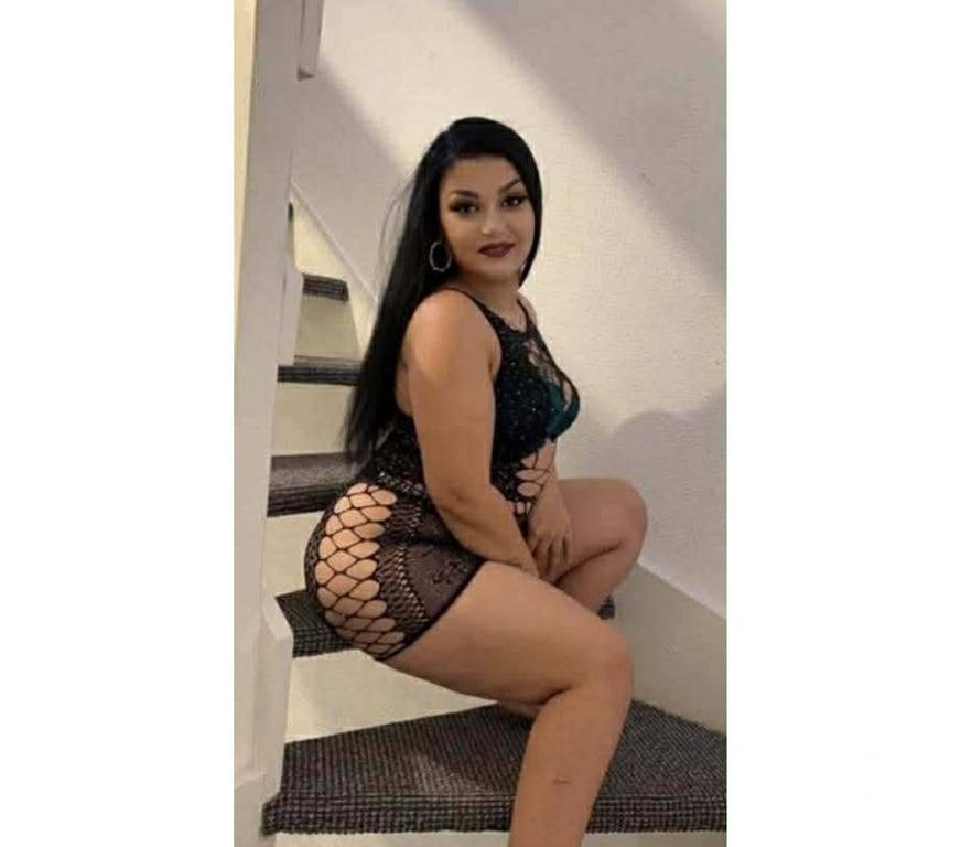 Escorts Kent Dartford - Photos for Hello gentlemens im daniela new in town full services 😘