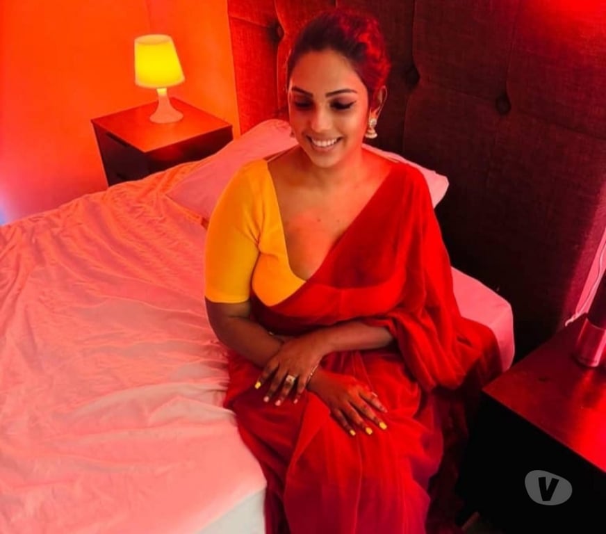 Escorts East London Barking Station - East London - Photos for MEENA SOUTH INDIAN TAMIL NADU GIRL NEW ENTRY BARKING