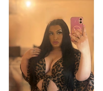 Trans Edgware Station Barnet - Photos for THICK FAT ASS AMELIA IN NW9 (COLINDALE) party 🍑