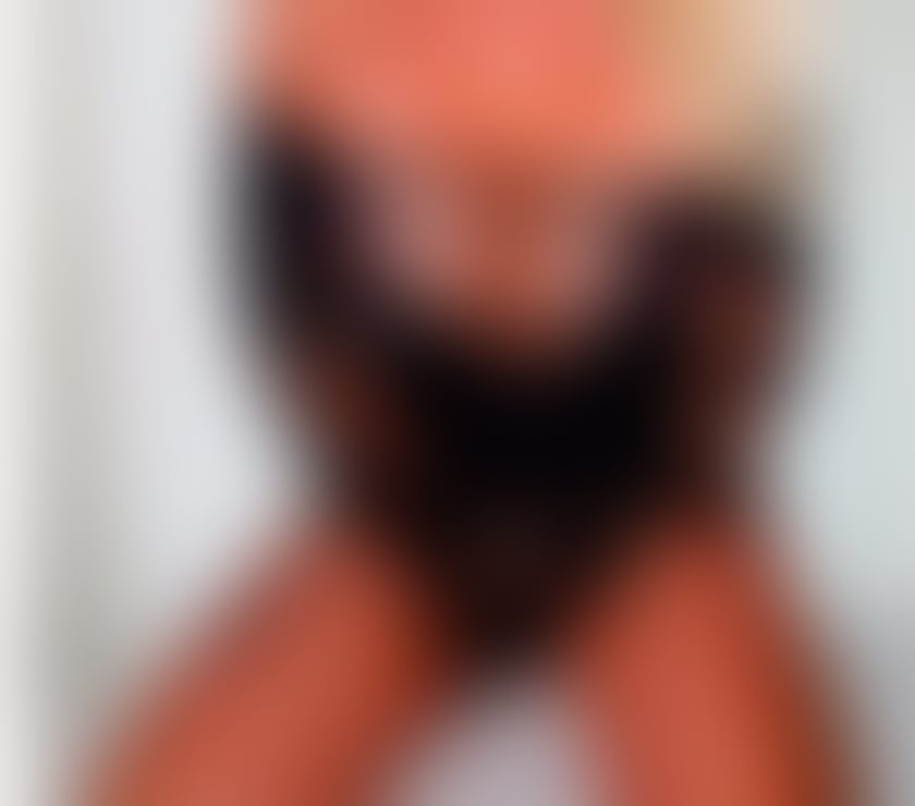 Escorts Glasgow City Centre Glasgow - Photos for Blonde massusse available for a bit of excitement.