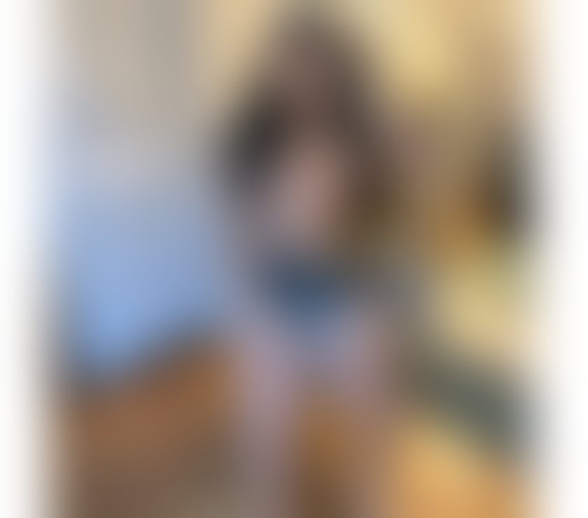 Escorts East London Gants Hill Station - East London - Photos for Brunette Party Girl Brazilian Model Vanessa