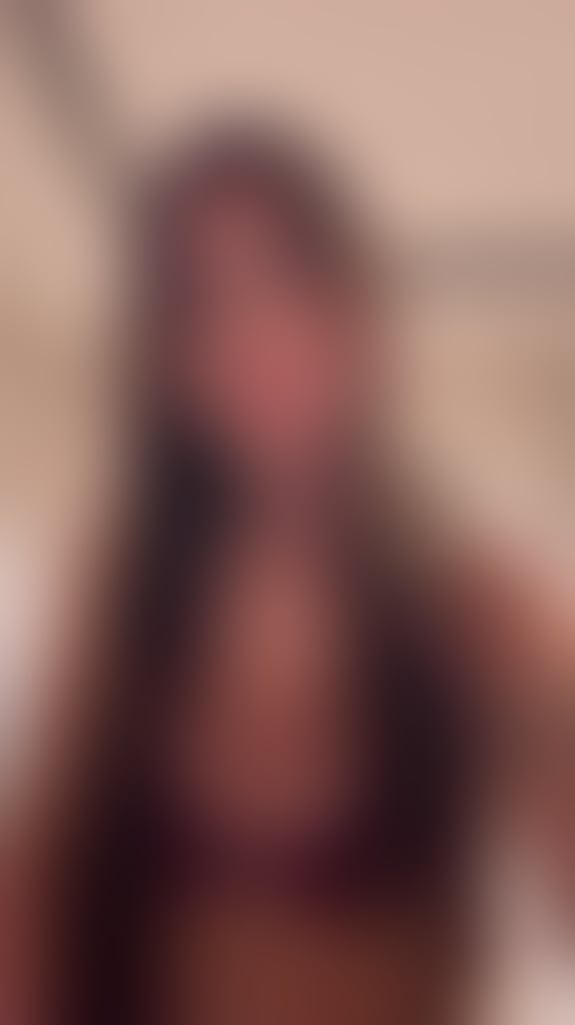Escorts East London Gants Hill Station - East London - 